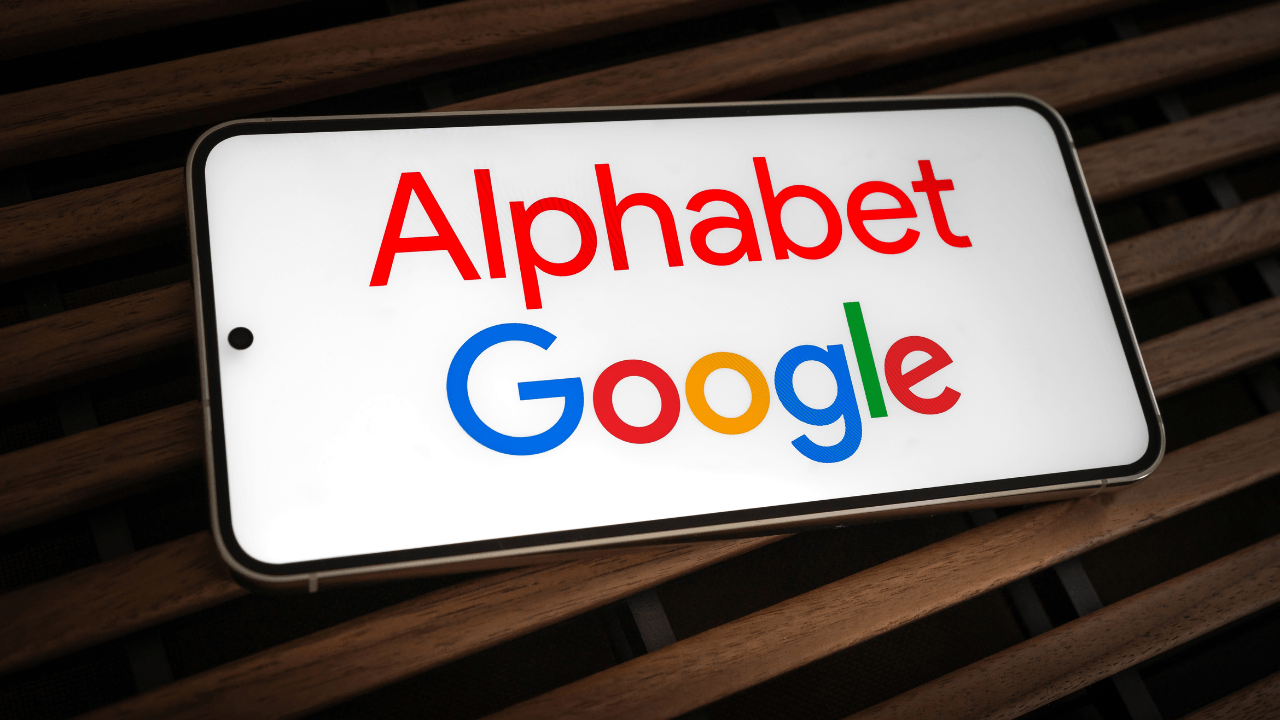 Alphabet va vinde acțiuni de 80 miliarde dolari pentru AI