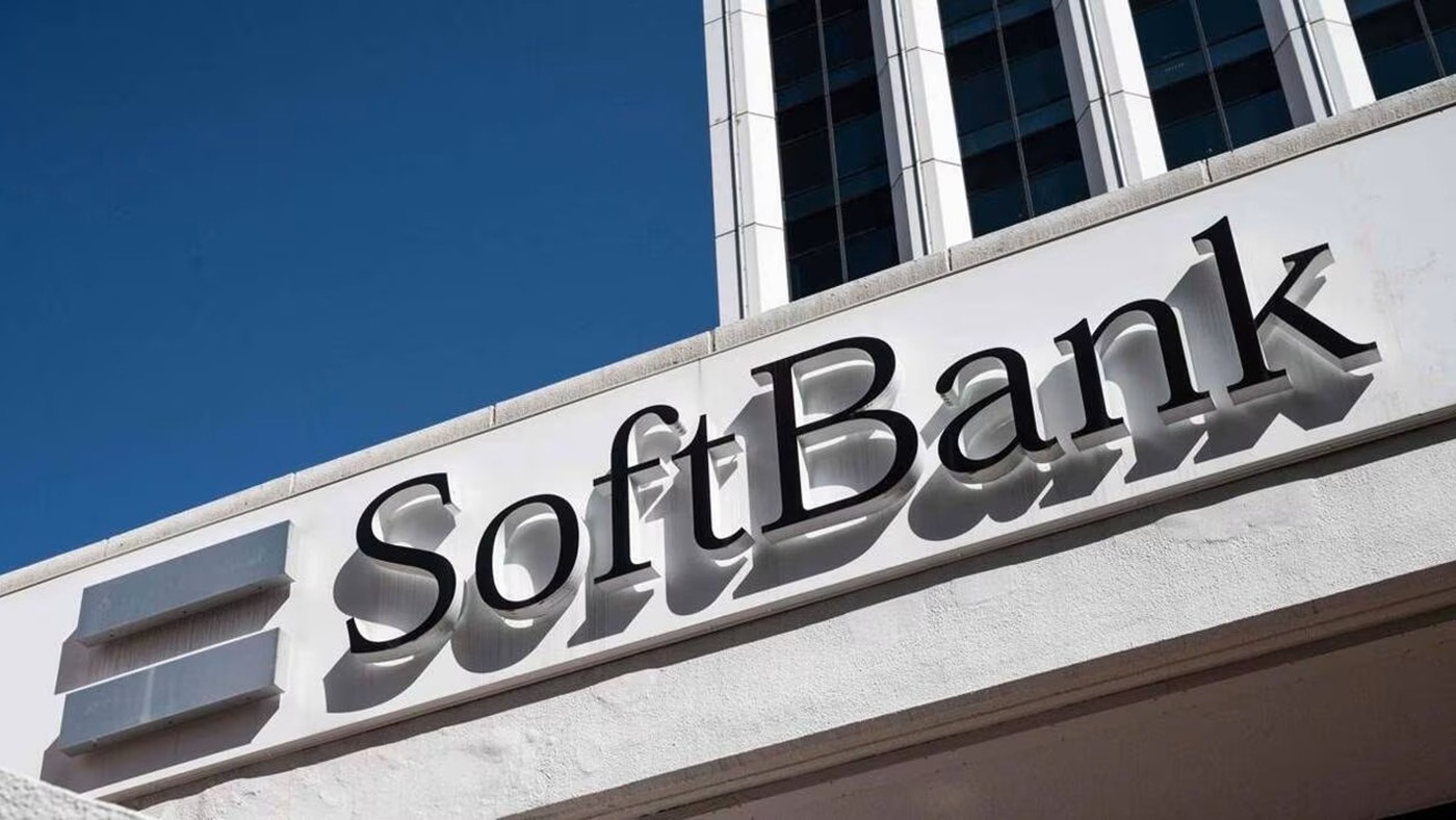 SoftBank investește 75 miliarde euro în AI în Franța
