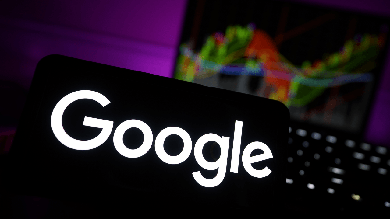 Google folosește conținutul utilizatorilor pentru antrenarea AI-ului