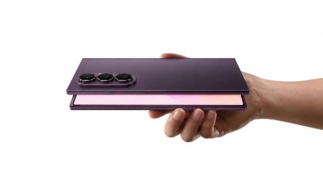Samsung Galaxy Z Fold 8 Ultra: Design și Specificații