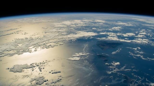 Google lansează un satelit cu cipuri AI în spațiu